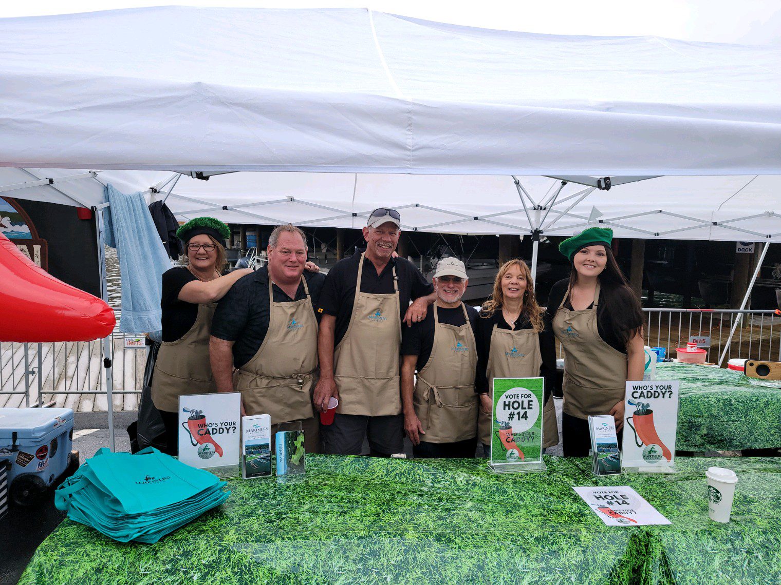 Mariners Landing staff and homeowners competing in the 2022 SML Chili Festival!
